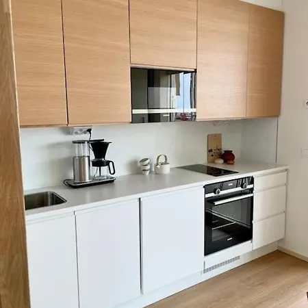 Marina Sunset A2 公寓 卡拉约基